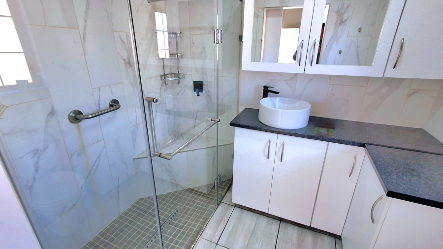 3 Bedroom Property for Sale in Vaalpark Free State